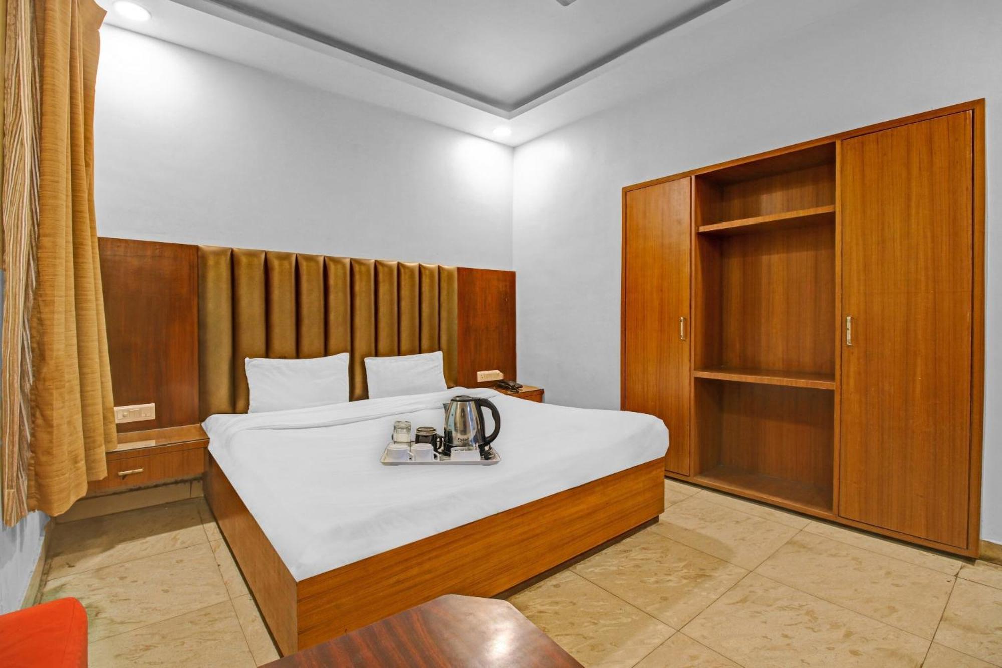 Hotel Collection O Surya Bhopal Esterno foto