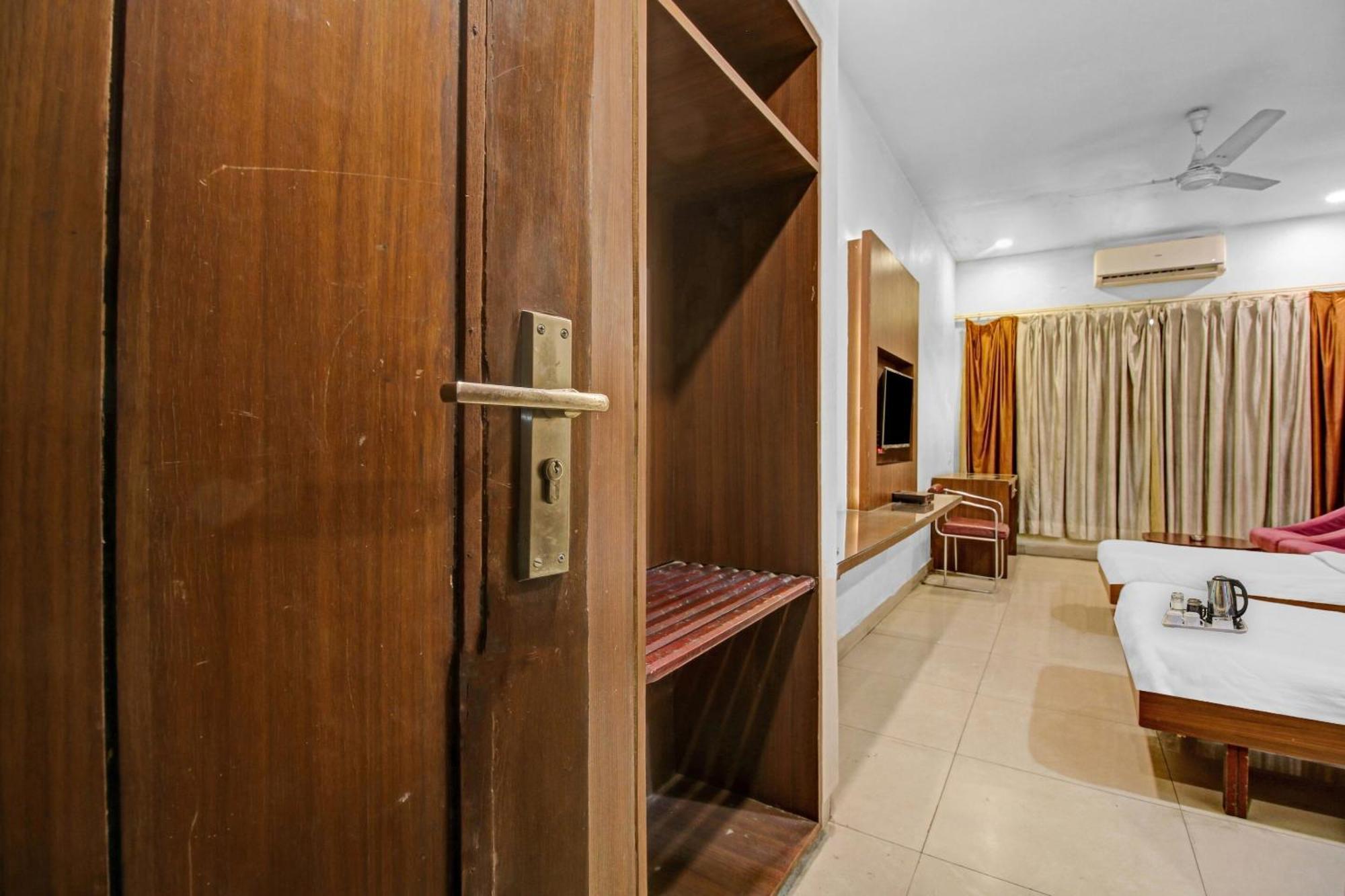 Hotel Collection O Surya Bhopal Esterno foto