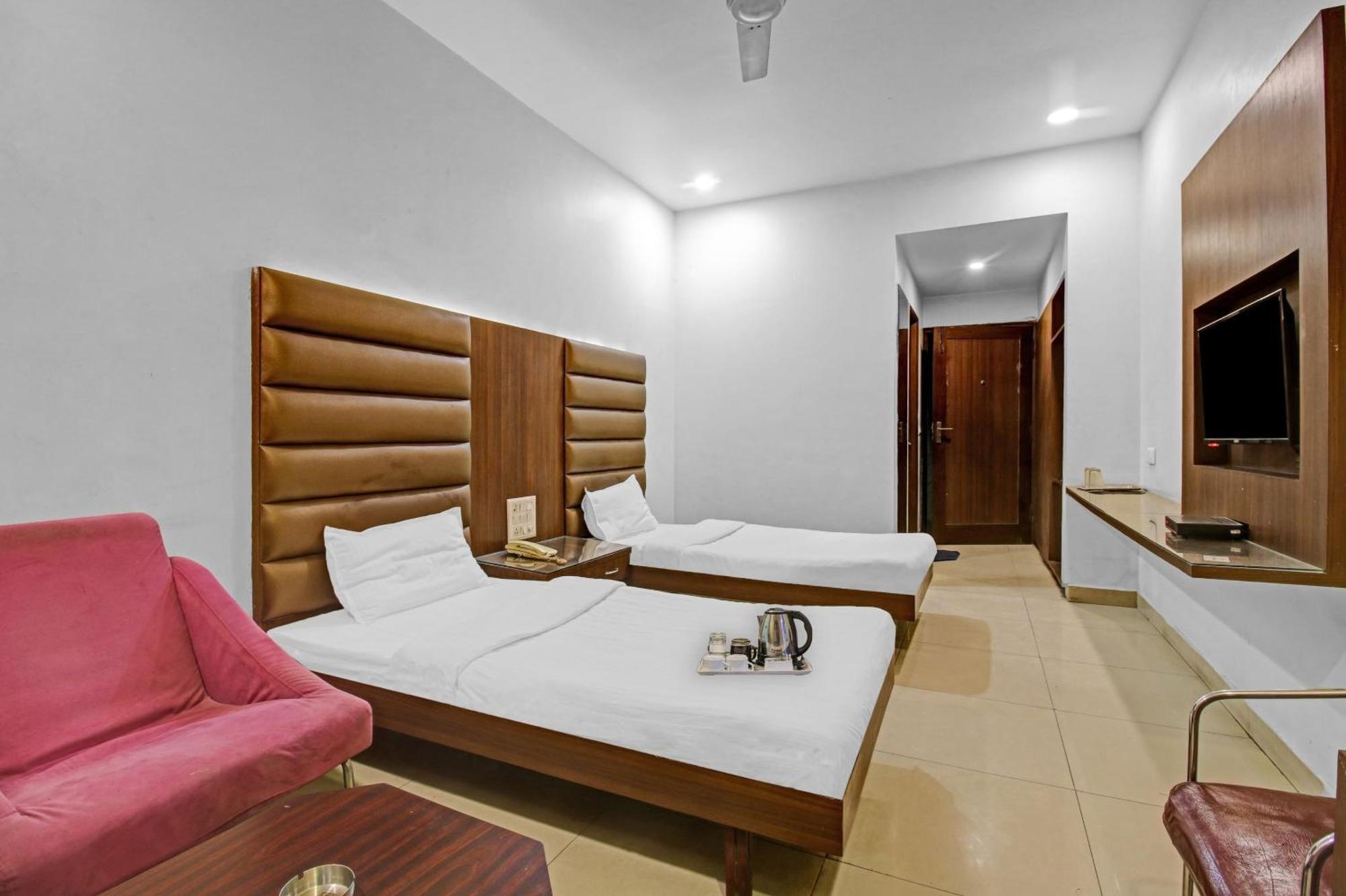 Hotel Collection O Surya Bhopal Esterno foto