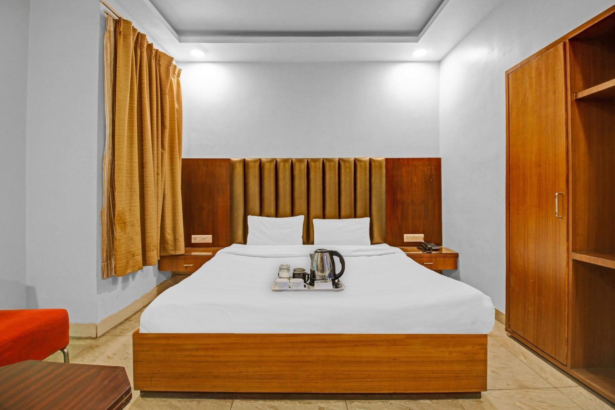 Hotel Collection O Surya Bhopal Esterno foto