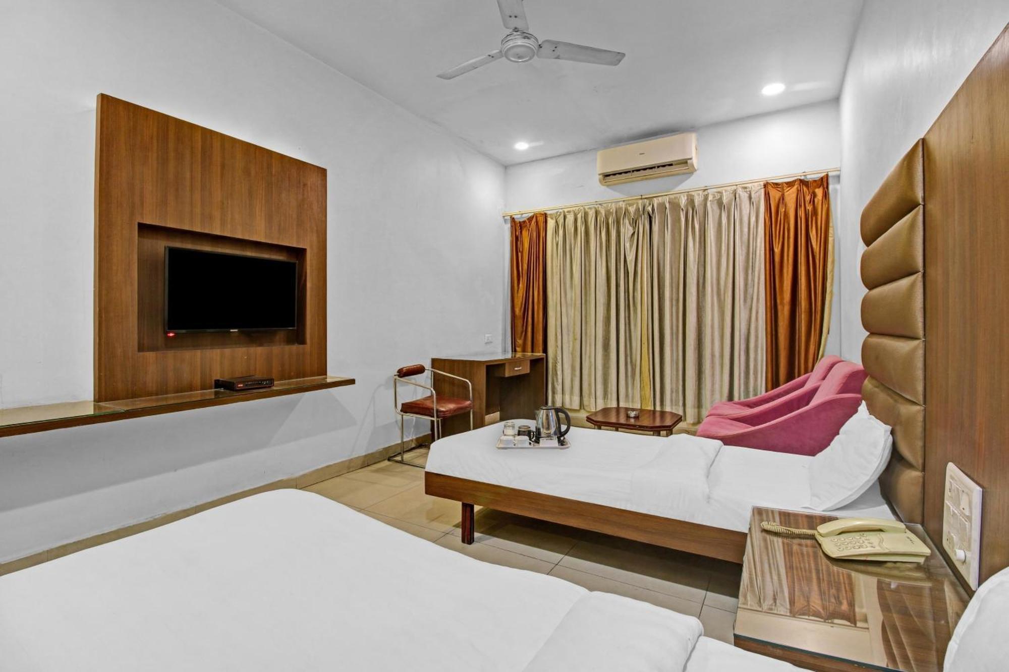 Hotel Collection O Surya Bhopal Esterno foto